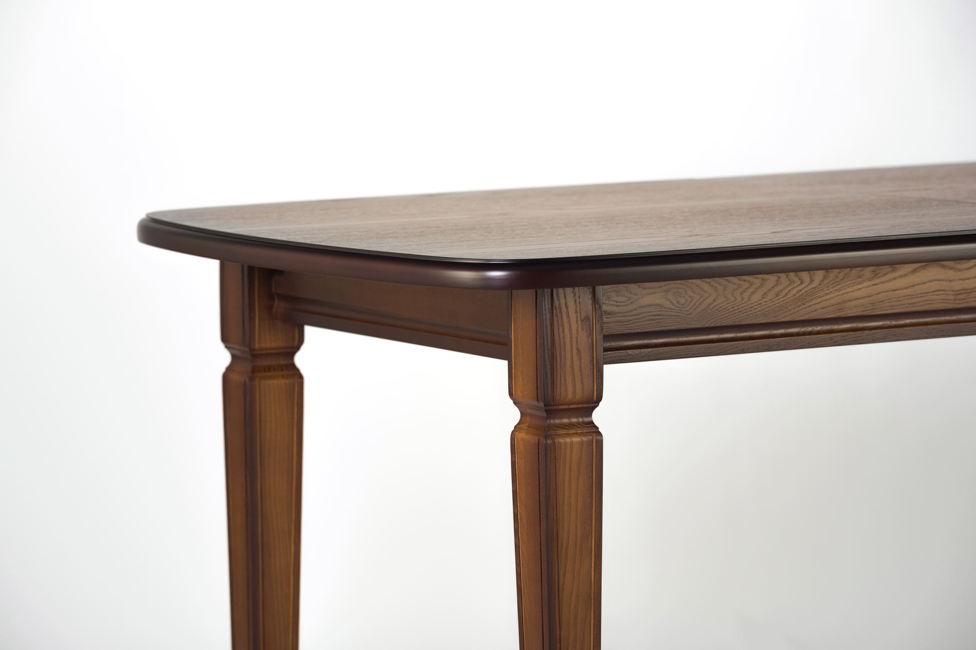 Классический деревянный стол киев